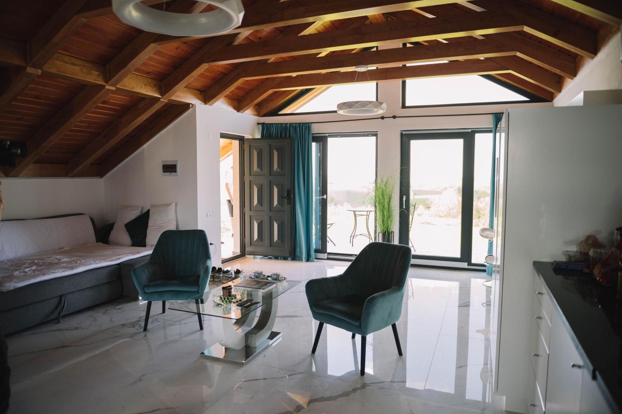 Casa Moderna In Sinteu - Intersectia Intre Modern Si Linistea Naturii Huta Voivozi Екстер'єр фото