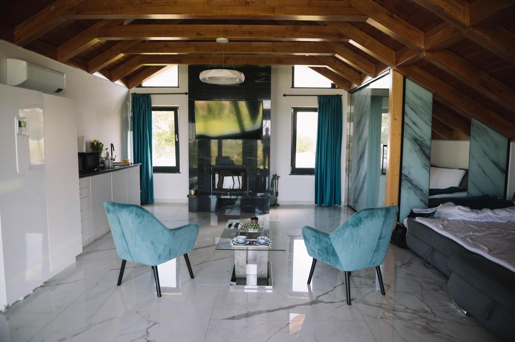 Casa Moderna In Sinteu - Intersectia Intre Modern Si Linistea Naturii Huta Voivozi Екстер'єр фото